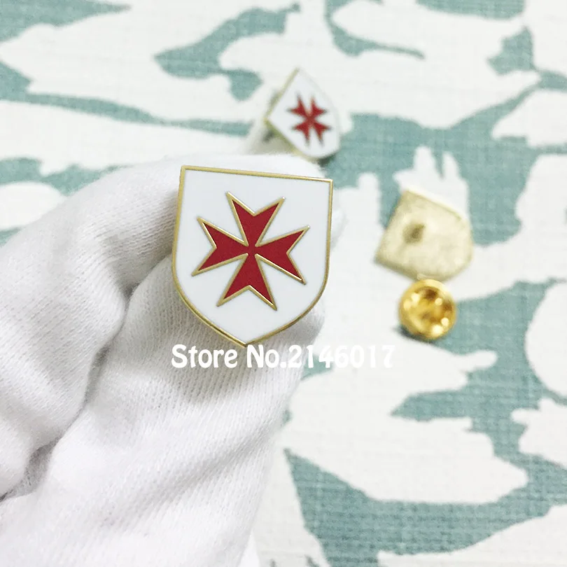 18mm Freemason Masons Brooch Crusader Warrior Order Knight White Shield with Red Maltese Cross Lapel Pin Masonic Pins Badge
18mm Freemason Masons Brooch Crusader Warrior Order Knight White Shield with Red Maltese Cross Lapel Pin Masonic Pins Badge