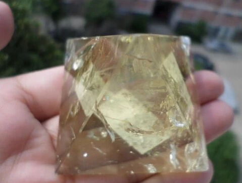 Натуральный Цитрин 
Натуральный Цитрин