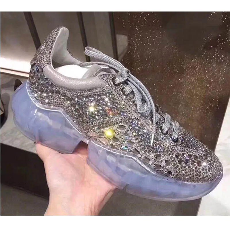 Повседневная обувь Bling женская обувь с круглым носком; zapato de mujer кристаллы белые кроссовки на платформе; chaussures femme; Со стразами; Модная обувь и...
Повседневная обувь Bling женская обувь с круглым носком; zapato de mujer кристаллы белые кроссовки на платформе; chaussures femme; Со стразами; Модная обувь и...