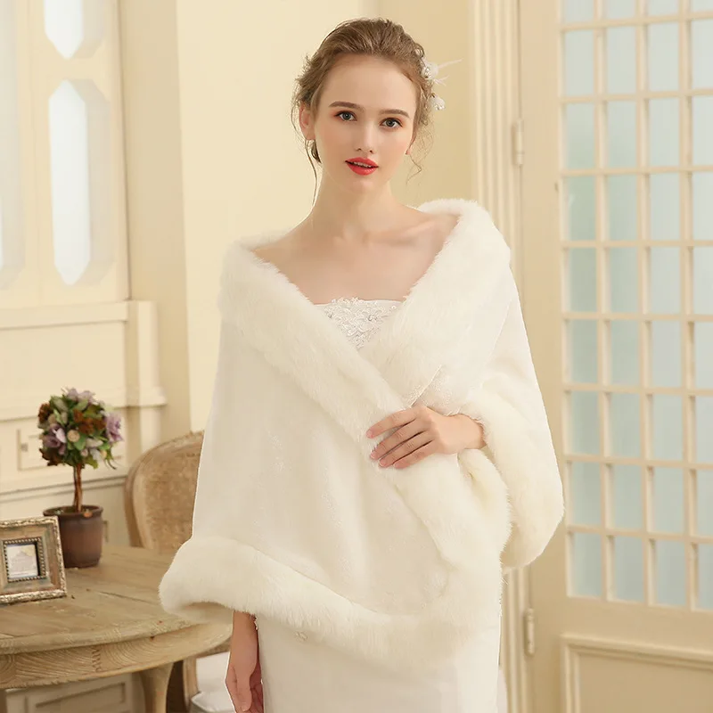 Winter Fashion Faux Fur Shawl For Women Luxurious Warm Wrap Wedding Capes For Brides Evening Party Fur Bridal Shawl Bolero
Winter Fashion Faux Fur Shawl For Women Luxurious Warm Wrap Wedding Capes For Brides Evening Party Fur Bridal Shawl Bolero