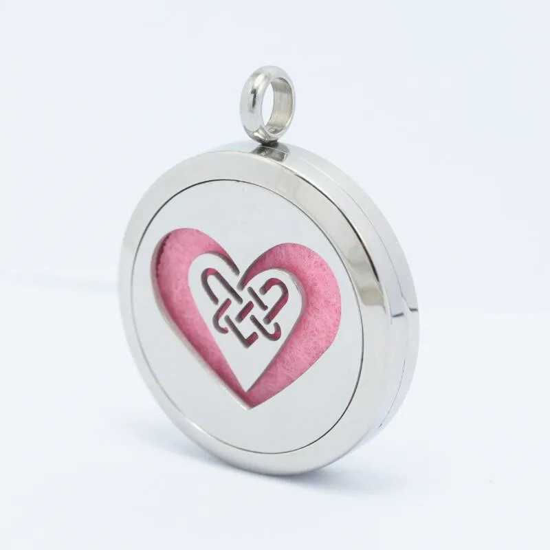 2016 New 30mm Stainless Steel Hollow Hearts Round Aromatherapy/Essential Oil Diffuser Perfume Locket Pendant (Without Chain)
2016 New 30mm Stainless Steel Hollow Hearts Round Aromatherapy/Essential Oil Diffuser Perfume Locket Pendant (Without Chain)
