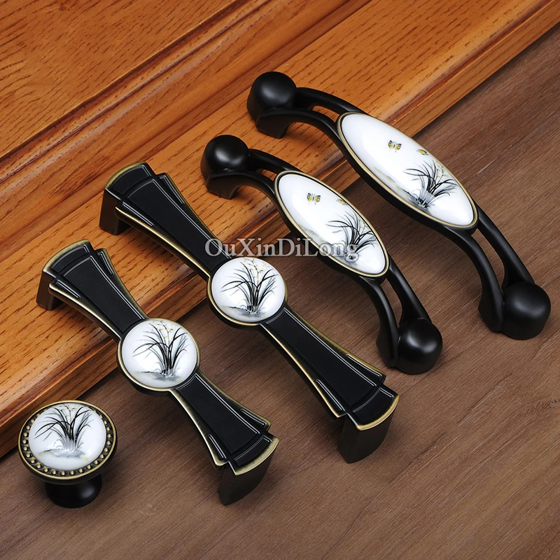 Brand New 10PCS European Ceramic Printing Kitchen Cabinet Door Handles Cupboard Wardrobe Drawer Cabinet Pulls Handles & Knobs
Brand New 10PCS European Ceramic Printing Kitchen Cabinet Door Handles Cupboard Wardrobe Drawer Cabinet Pulls Handles & Knobs