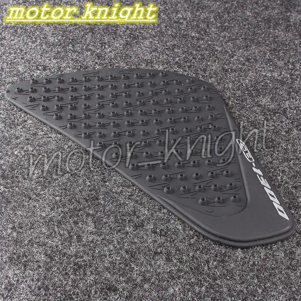 Black Tank Traction Side Pad Gas Fuel Knee Grip Decal Motorcycle fit Hond.a CB1300 2006-2015 06 07 08 09 10 11 12 13 14 15
Black Tank Traction Side Pad Gas Fuel Knee Grip Decal Motorcycle fit Hond.a CB1300 2006-2015 06 07 08 09 10 11 12 13 14 15