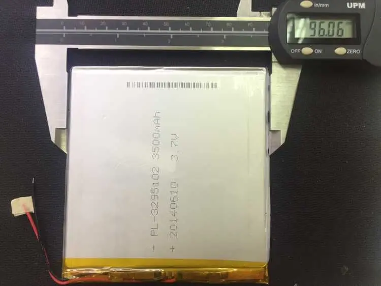 DIY 10 inch tablet computer battery /Q79 tablet battery 3.7V polymer lithium battery Rechargeable Li-ion Cell
DIY 10 inch tablet computer battery /Q79 tablet battery 3.7V polymer lithium battery Rechargeable Li-ion Cell