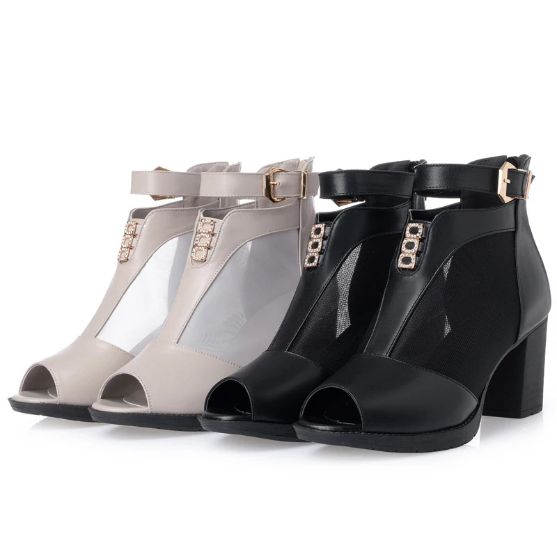 CEYANEAOSummer Women ankle Boots genuine Leather breathable Motorcycle Boots peep toe bsandals shoes sexy hollow out women shoes
CEYANEAOSummer Women ankle Boots genuine Leather breathable Motorcycle Boots peep toe bsandals shoes sexy hollow out women shoes