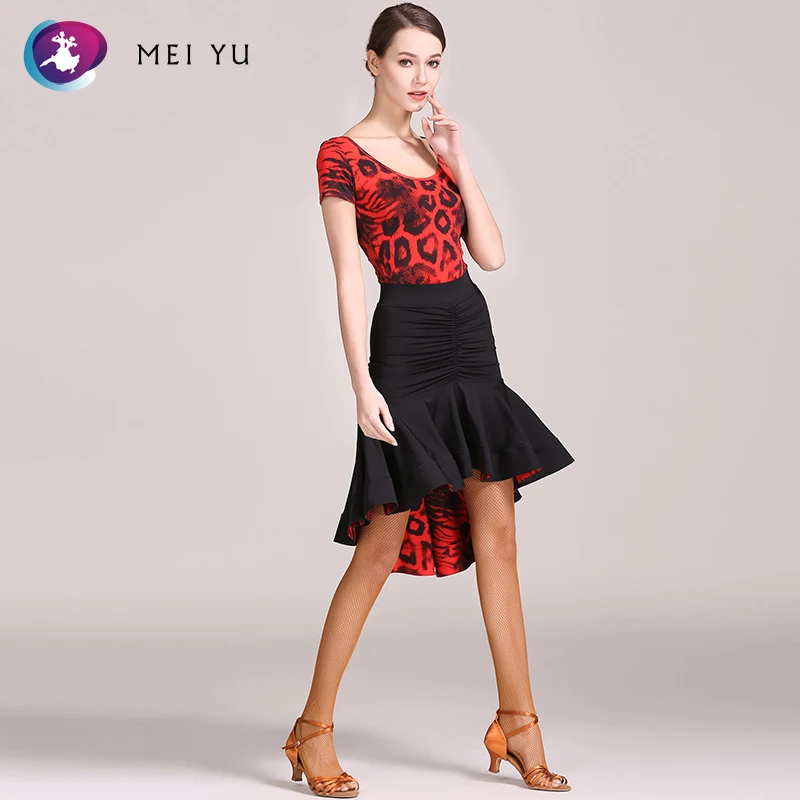 MEI YU 1846 and 1847 Latin Dance Costume Top and Skirt Suits Dance Dress Ballroom Costume Leotard Women Lady Evening Party Dress
MEI YU 1846 and 1847 Latin Dance Costume Top and Skirt Suits Dance Dress Ballroom Costume Leotard Women Lady Evening Party Dress