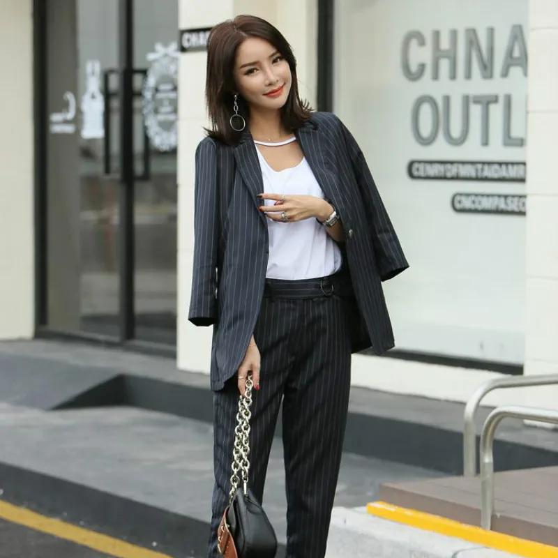 Set female 2018 spring new style temperament fashion seven sleeves striped small suit + nine casual pants elegant two-piece
Set female 2018 spring new style temperament fashion seven sleeves striped small suit + nine casual pants elegant two-piece