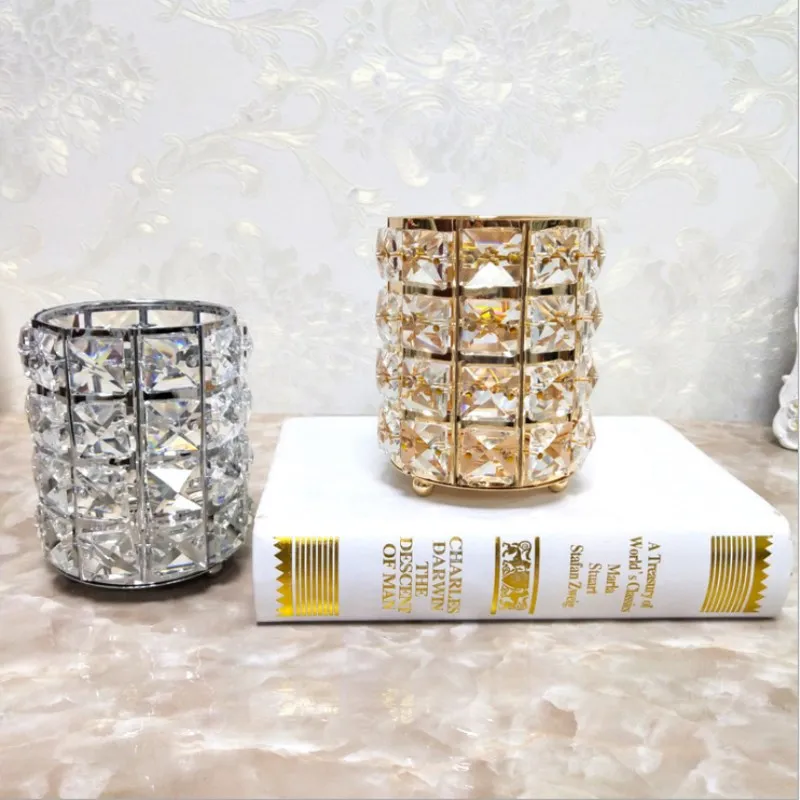 New European Candlestick Romantic Candlelight Dinner Props Wedding Layout Pen Holder Hardware Home Decoration Gift
New European Candlestick Romantic Candlelight Dinner Props Wedding Layout Pen Holder Hardware Home Decoration Gift
