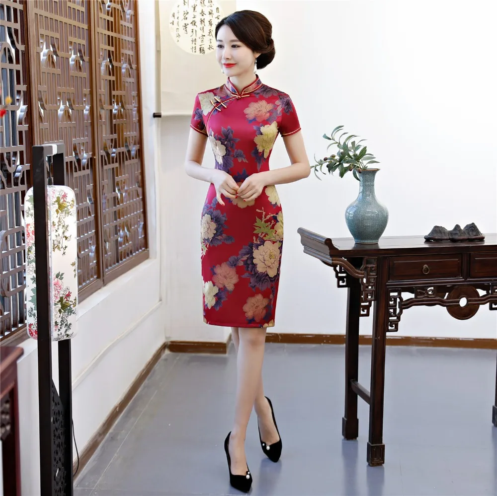 Shanghai Story Knee Length Chinese Cheongsam Dress Short Sleeve Flower Print Qipao Chinese Oriental Dress for Woman
Shanghai Story Knee Length Chinese Cheongsam Dress Short Sleeve Flower Print Qipao Chinese Oriental Dress for Woman