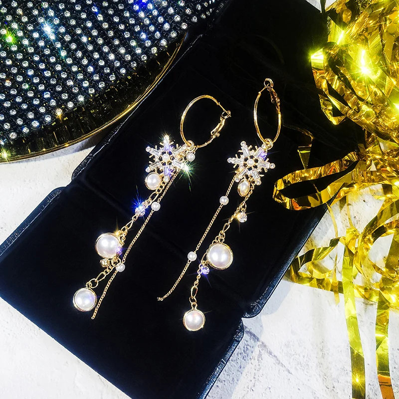 DREJEW Luxury Pearl Snowflake Long Tassel Statement Earrings Christmas 925 Drop Earrings for Women Fashion Christmas Jewelry 938
DREJEW Luxury Pearl Snowflake Long Tassel Statement Earrings Christmas 925 Drop Earrings for Women Fashion Christmas Jewelry 938