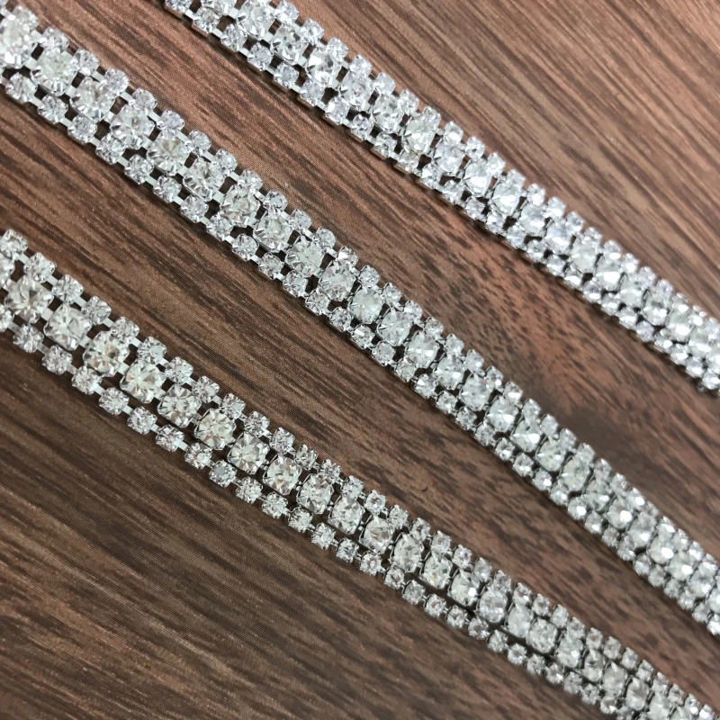 3 Yards Loose Rhinestones Beaded Chain Trim Crystal Embellishment, Bridal Headband, Sashes Applique
3 Yards Loose Rhinestones Beaded Chain Trim Crystal Embellishment, Bridal Headband, Sashes Applique