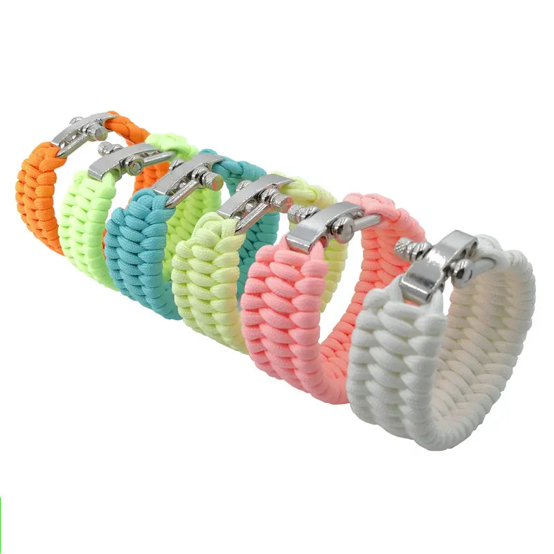 9 core luminous outdoor self-defense lifeline bracelet bracelet wild survival rope male and female models, bearing 200Kg
9 core luminous outdoor self-defense lifeline bracelet bracelet wild survival rope male and female models, bearing 200Kg