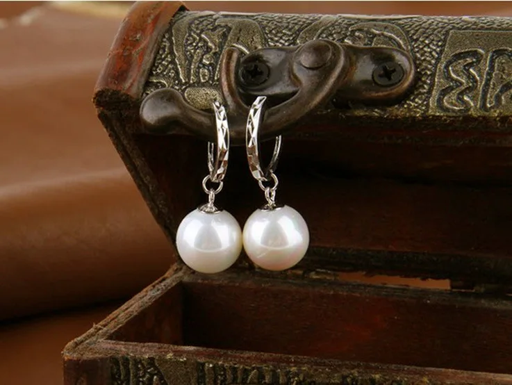 New High Stardard Pure 925 Sterling Silver With Freshwater Pearl Woman Lady Lever Back Hoop Earrings Elegant Jewelry
New High Stardard Pure 925 Sterling Silver With Freshwater Pearl Woman Lady Lever Back Hoop Earrings Elegant Jewelry