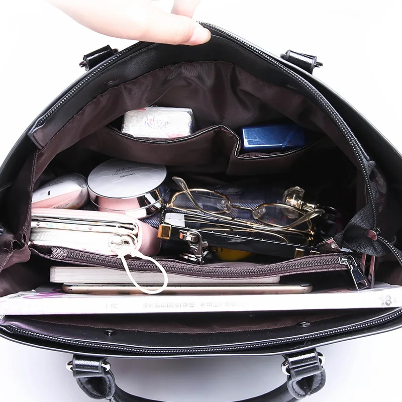 Genuine Leather Bag Handbags 2019 New Simple style Soft Leather Shoulder Bag Fashion Women Designer Large Capacity Handbags C821
Genuine Leather Bag Handbags 2019 New Simple style Soft Leather Shoulder Bag Fashion Women Designer Large Capacity Handbags C821