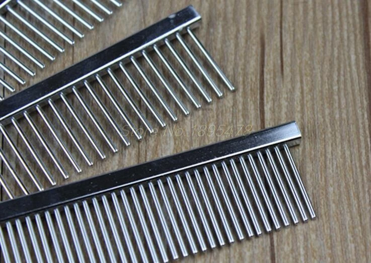 300PCS Pet Dog Cat Stainless Steel Comb Long Hair Shedding Clean Beauty Flea Comb Best shipping for DHL TNT UPS Fedex
300PCS Pet Dog Cat Stainless Steel Comb Long Hair Shedding Clean Beauty Flea Comb Best shipping for DHL TNT UPS Fedex