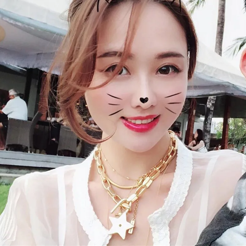 Street hipsters Europe and the United States classic retro big lock five-pointed star choker necklace
Street hipsters Europe and the United States classic retro big lock five-pointed star choker necklace