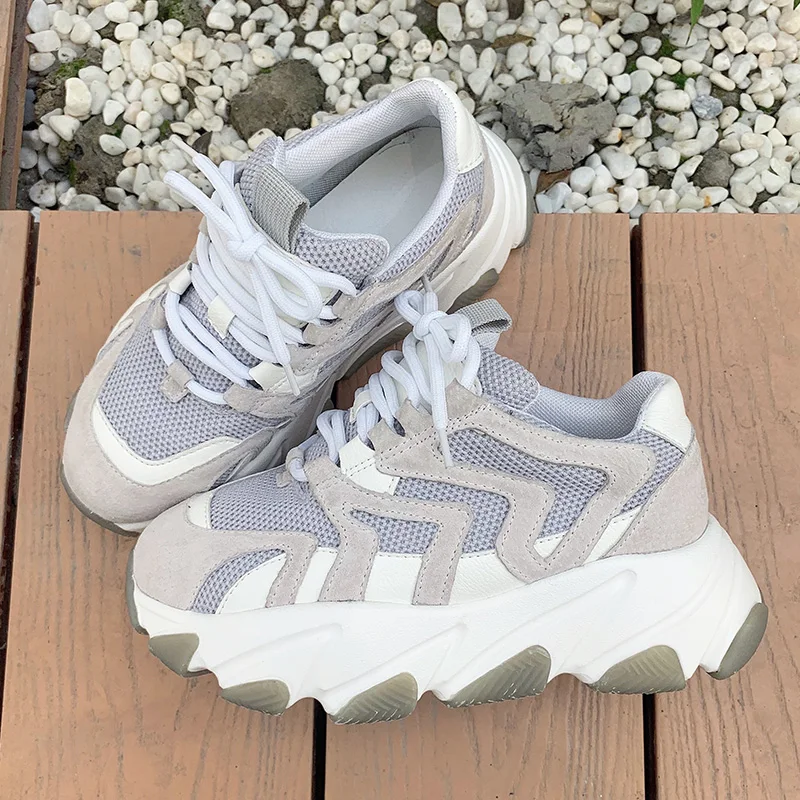 Genuine Leather Retro Dad Sneakers platform shoes women Chunky sneakers comfortable chaussure Footware Thick Sole Ladies shoe
Genuine Leather Retro Dad Sneakers platform shoes women Chunky sneakers comfortable chaussure Footware Thick Sole Ladies shoe
