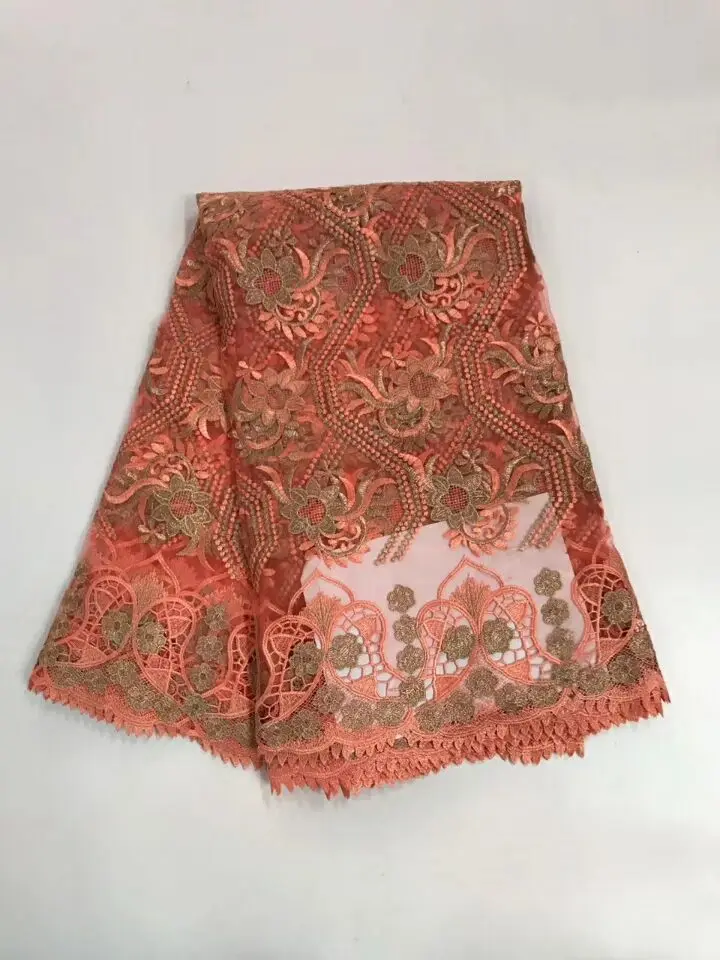 5Y/pc New fashion royal blue embroidery african water soluble lace with gold flower french mesh cord lace for clothes RW20-4
5Y/pc New fashion royal blue embroidery african water soluble lace with gold flower french mesh cord lace for clothes RW20-4
