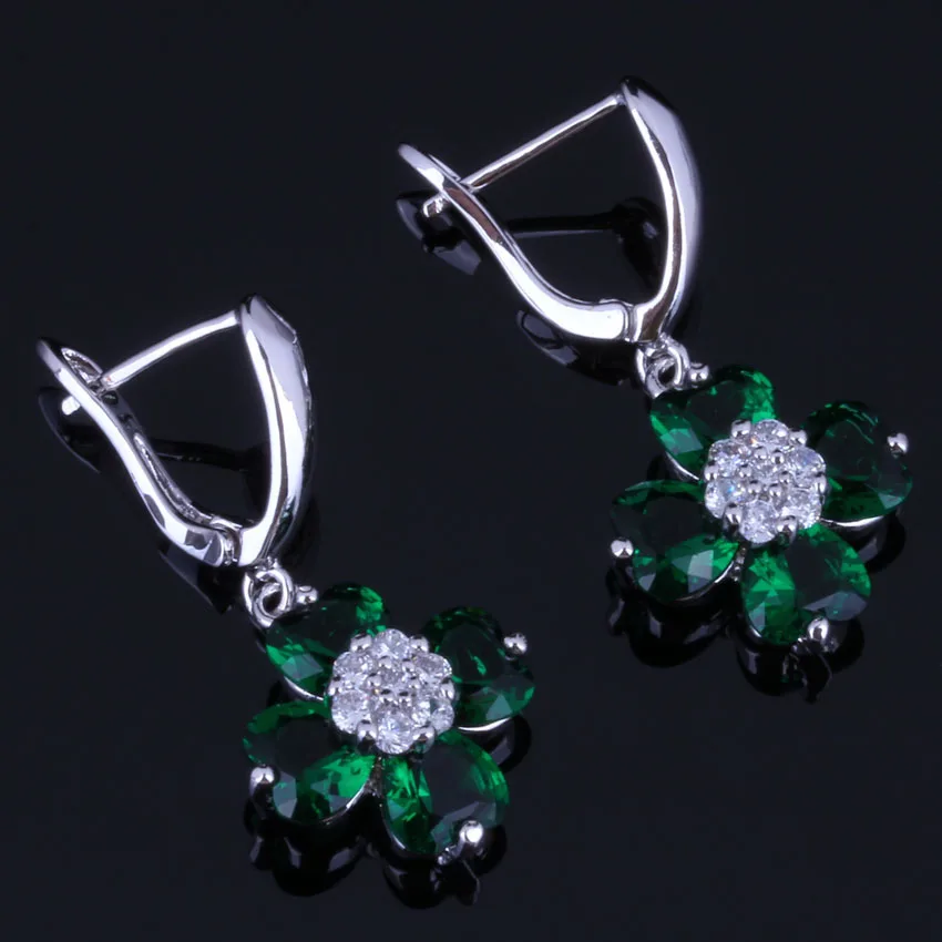 Angelic Heart Shaped Green Cubic Zirconia White CZ Silver Plated Drop Dangle Earrings V0769
Angelic Heart Shaped Green Cubic Zirconia White CZ Silver Plated Drop Dangle Earrings V0769