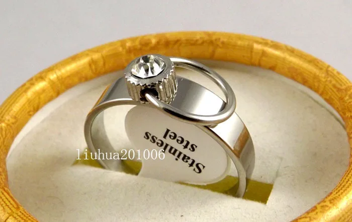 Wholesale 18 pcs Round Clear Crystal design Silver plated Stainless steel rings Fashion Jewelry 
Wholesale 18 pcs Round Clear Crystal design Silver plated Stainless steel rings Fashion Jewelry