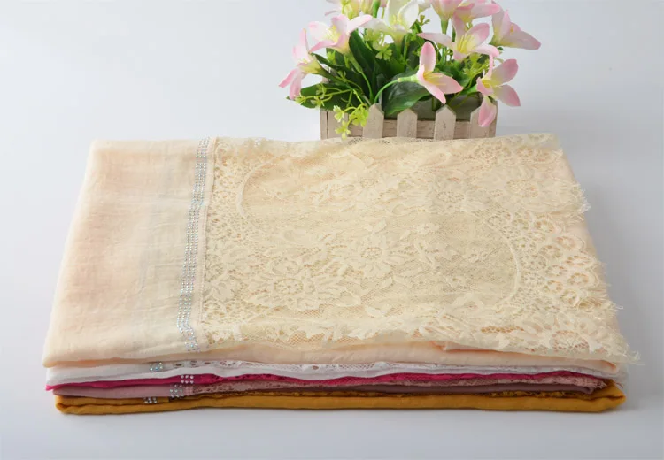 Womens scarfs fashionable,cotton lace scarf,plain shawls,Muslim hijab,solid diamond scarf,shawls and scarves,bufanda mujer,cape
Womens scarfs fashionable,cotton lace scarf,plain shawls,Muslim hijab,solid diamond scarf,shawls and scarves,bufanda mujer,cape