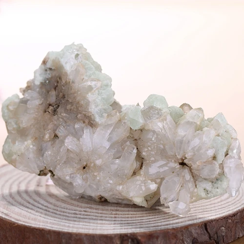 Only One!!!Sale 1Pcs Natural Quartz Gemstone Mineral Crystal Spicemen Freedom Jewelry 90x20x50mm 100g
Only One!!!Sale 1Pcs Natural Quartz Gemstone Mineral Crystal Spicemen Freedom Jewelry 90x20x50mm 100g