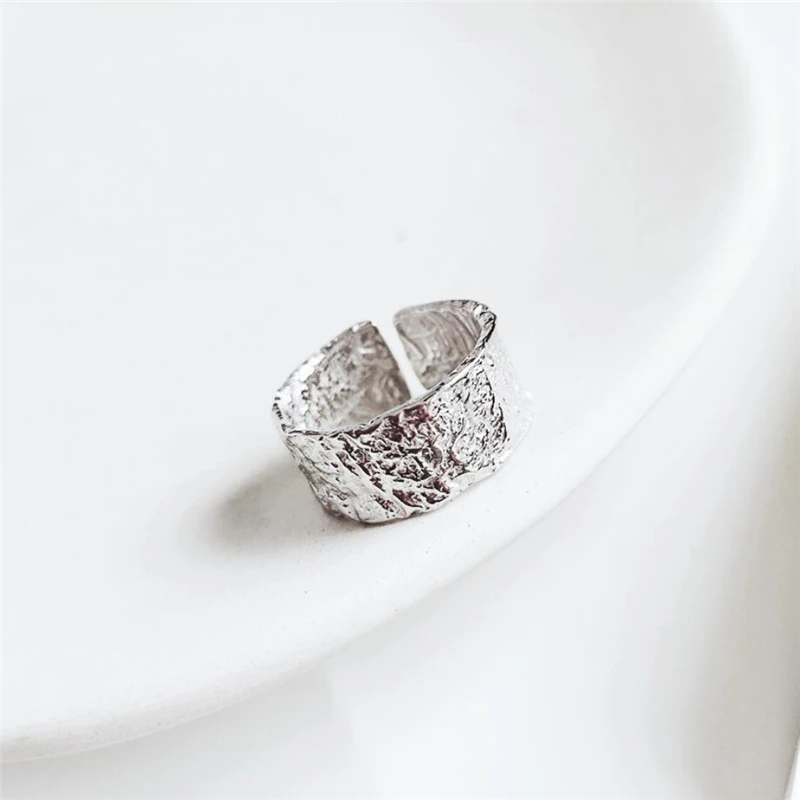 Sole Memory Simple Creative Irregular Texture Branch 925 Sterling Silver Female Resizable Opening Rings SRI380
Sole Memory Simple Creative Irregular Texture Branch 925 Sterling Silver Female Resizable Opening Rings SRI380