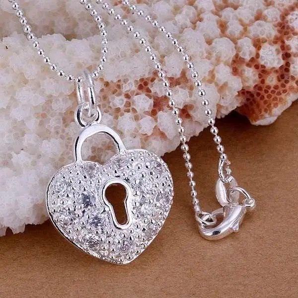 XLP050 Wholesale Shinning Pendants For Women Charm Silver Color Fashion 925 Jewelry Jewelry Inlaid Lock /athajkoa
XLP050 Wholesale Shinning Pendants For Women Charm Silver Color Fashion 925 Jewelry Jewelry Inlaid Lock /athajkoa