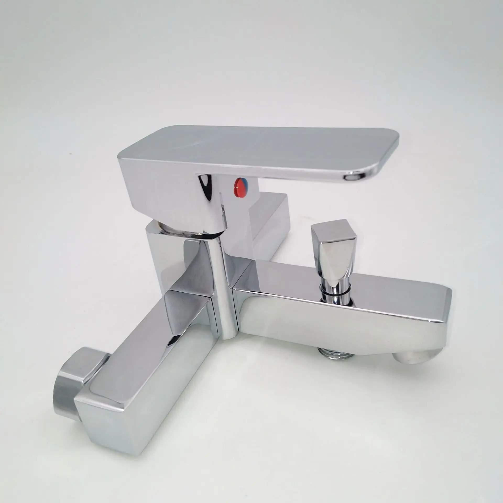 Vidric square hot cold mixing tap ,wall mounted bathroom concealed shower faucet, hot and cold triangular shower faucet mixer
Vidric square hot cold mixing tap ,wall mounted bathroom concealed shower faucet, hot and cold triangular shower faucet mixer