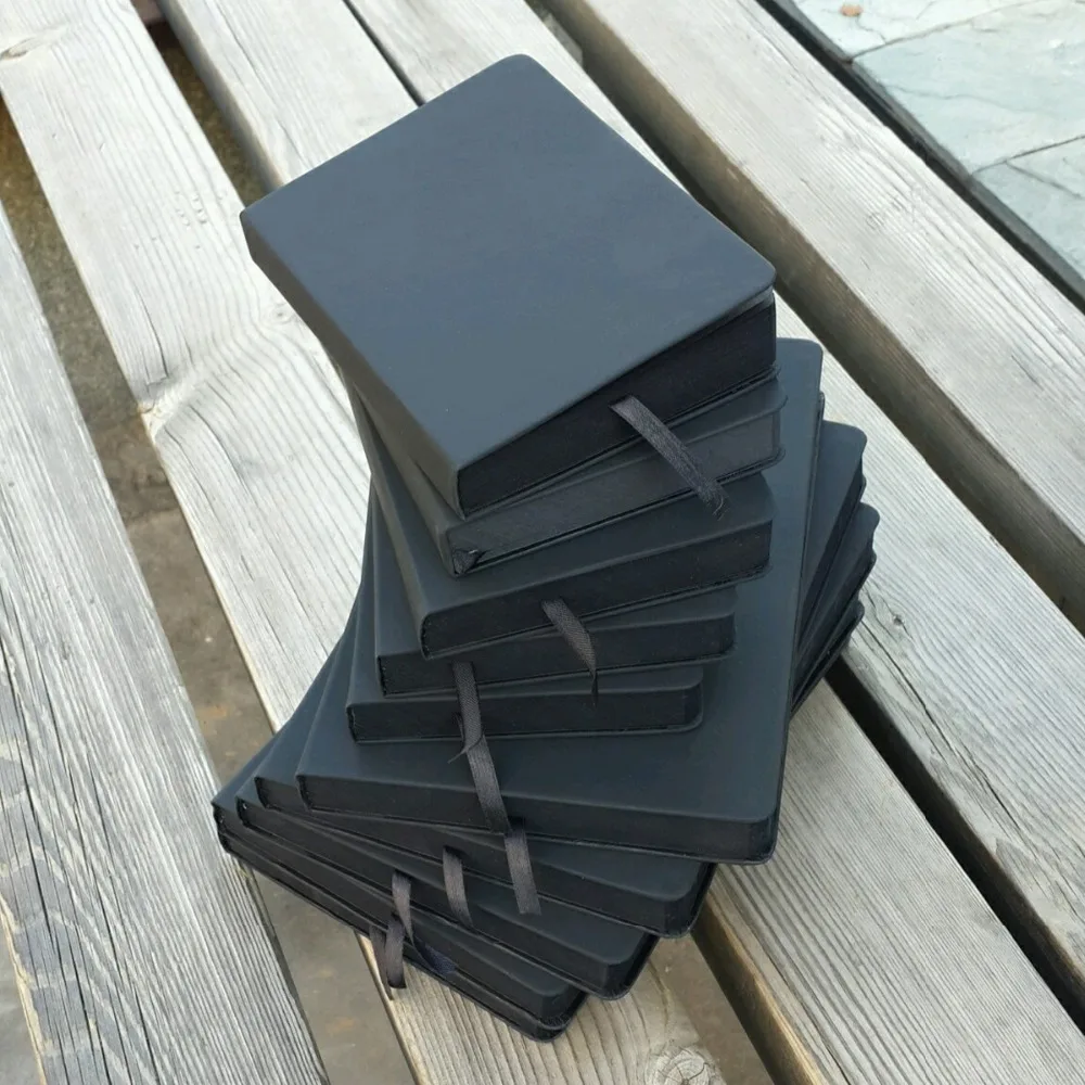 New All Black Paper Blank Inner Page Portable Small Pocket Notebook Sketchbook Stationery Gift Hardcover Notepad A5 A6 SIZE
New All Black Paper Blank Inner Page Portable Small Pocket Notebook Sketchbook Stationery Gift Hardcover Notepad A5 A6 SIZE