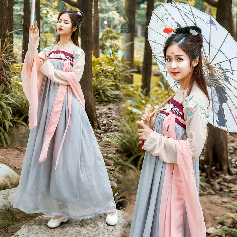 Embroidery Dance Costume Women Hanfu National Fairy Dress Ancient Folk Festival Outfit Oriental Stage Performance Clothes DF1027
Embroidery Dance Costume Women Hanfu National Fairy Dress Ancient Folk Festival Outfit Oriental Stage Performance Clothes DF1027