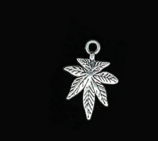 100pcs Leaves Antique Silver alloy Pendant charm Handmade earring bracelet necklace Jewelry Making DIY Components
100pcs Leaves Antique Silver alloy Pendant charm Handmade earring bracelet necklace Jewelry Making DIY Components