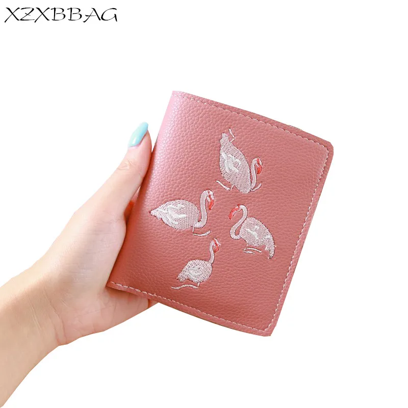 XZXBBAG Fashion Women Short Wallets Female Cute Swan PU Coin Purse Girl Hasp Money Bag Simple Thin Embroidery Small Wallet 
XZXBBAG Fashion Women Short Wallets Female Cute Swan PU Coin Purse Girl Hasp Money Bag Simple Thin Embroidery Small Wallet