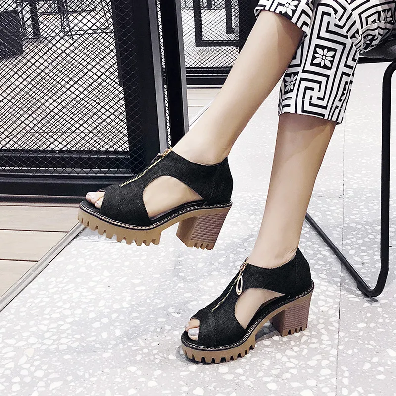 MoonMeek big size 34-43 fashion summer new shoes woman peep toe zip high heels shoes sandals women square high heels women
MoonMeek big size 34-43 fashion summer new shoes woman peep toe zip high heels shoes sandals women square high heels women