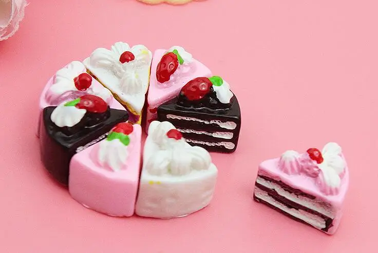 Colorful Miniature Strawberry Cake Figurine DIY Accessories Doll House Decoration Simulation Food plastic girl toy
Colorful Miniature Strawberry Cake Figurine DIY Accessories Doll House Decoration Simulation Food plastic girl toy