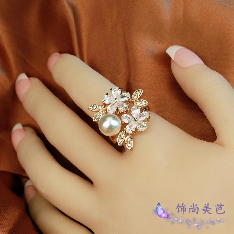 CHRAN New Clear Zircon Pearl Cocktail Ring Personality Hipster Flower Index Finger Bridal Sets Luxury Crystal Rings For Women
CHRAN New Clear Zircon Pearl Cocktail Ring Personality Hipster Flower Index Finger Bridal Sets Luxury Crystal Rings For Women