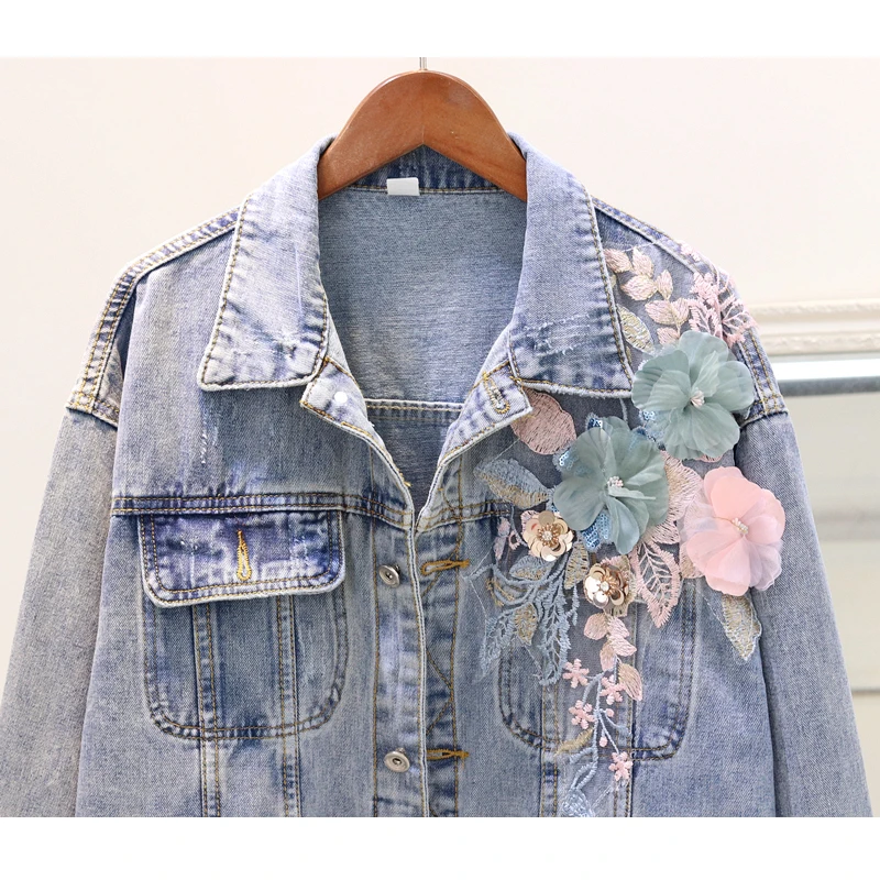 2019 Autumn Women Basic Coat Three-dimensional Flower Embroidery Splice Denim Jacket Long Sleeve Casual Elegant Outerwear R482
2019 Autumn Women Basic Coat Three-dimensional Flower Embroidery Splice Denim Jacket Long Sleeve Casual Elegant Outerwear R482