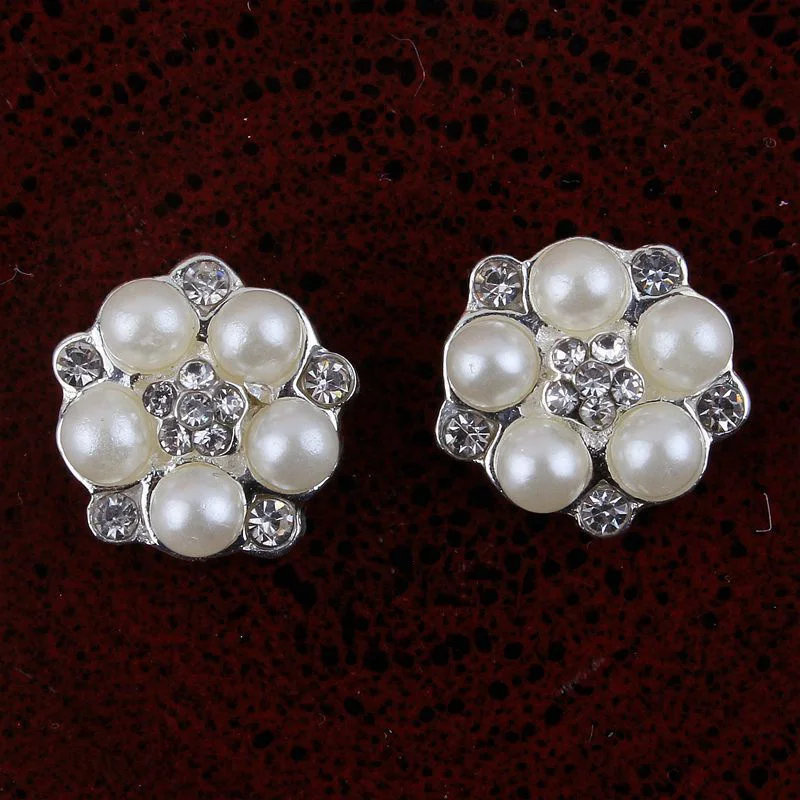 30pcs16mm Handmade Metal Rhinestone Pearl Button Clear Artificial Alloy Crystal Flatback Wedding Buttons
30pcs16mm Handmade Metal Rhinestone Pearl Button Clear Artificial Alloy Crystal Flatback Wedding Buttons