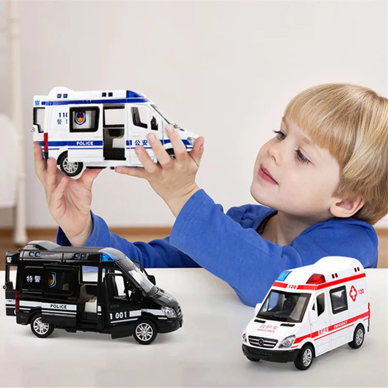 1:32 Hospital Rescue Ambulance Police Diecas Metal Car Model with Pull Back Sound Light Toy Car Gifts Toys for Children Boys
1:32 Hospital Rescue Ambulance Police Diecas Metal Car Model with Pull Back Sound Light Toy Car Gifts Toys for Children Boys