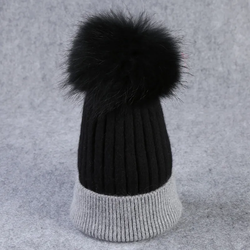 2022 Winter Knitted Hat, Cashmere Beanie, Real Raccoon Plush Ball Hat, Women's And Girls' Hat Accessories
2022 Winter Knitted Hat, Cashmere Beanie, Real Raccoon Plush Ball Hat, Women's And Girls' Hat Accessories