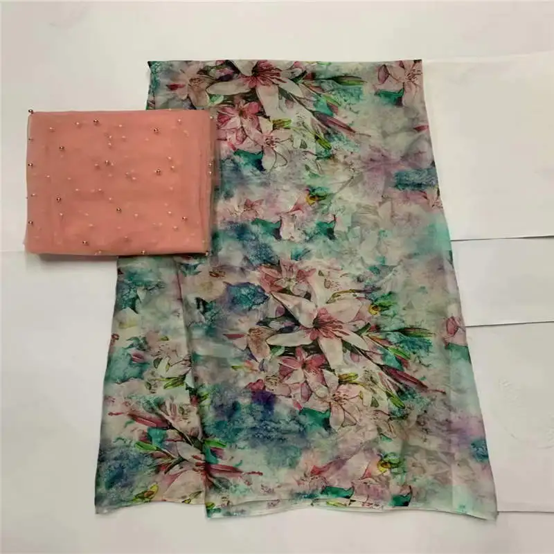 Новая стильная шелковая шифоновая ткань со швейцарской вуалью, кружевная ткань для дам, мягкая и удобная шелковая ткань с принтом! LXF559
Новая стильная шелковая шифоновая ткань со швейцарской вуалью, кружевная ткань для дам, мягкая и удобная шелковая ткань с принтом! LXF559