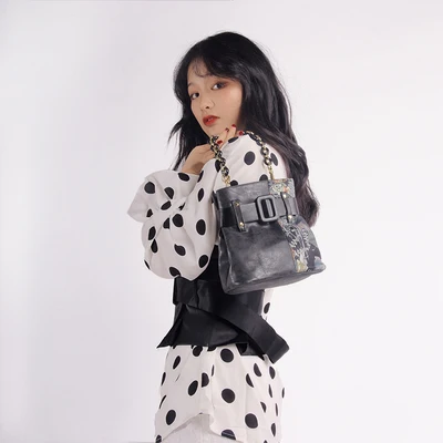 Vintage Retro Women Handbags Crocodile Pattern Bucket Bag Pu Leather Shoulder Messenger Bags Lady brown Color Crossbody Bags
Vintage Retro Women Handbags Crocodile Pattern Bucket Bag Pu Leather Shoulder Messenger Bags Lady brown Color Crossbody Bags