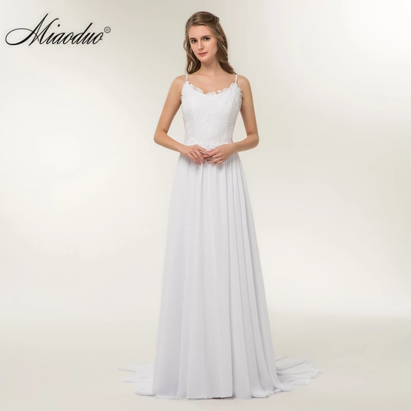 Miaoduo Spaghetti Straps Beach Lace Wedding Dresses 2022 A Line Country Boho Long Robe de mariage Casual Bridal Gown bride dress
Miaoduo Spaghetti Straps Beach Lace Wedding Dresses 2022 A Line Country Boho Long Robe de mariage Casual Bridal Gown bride dress