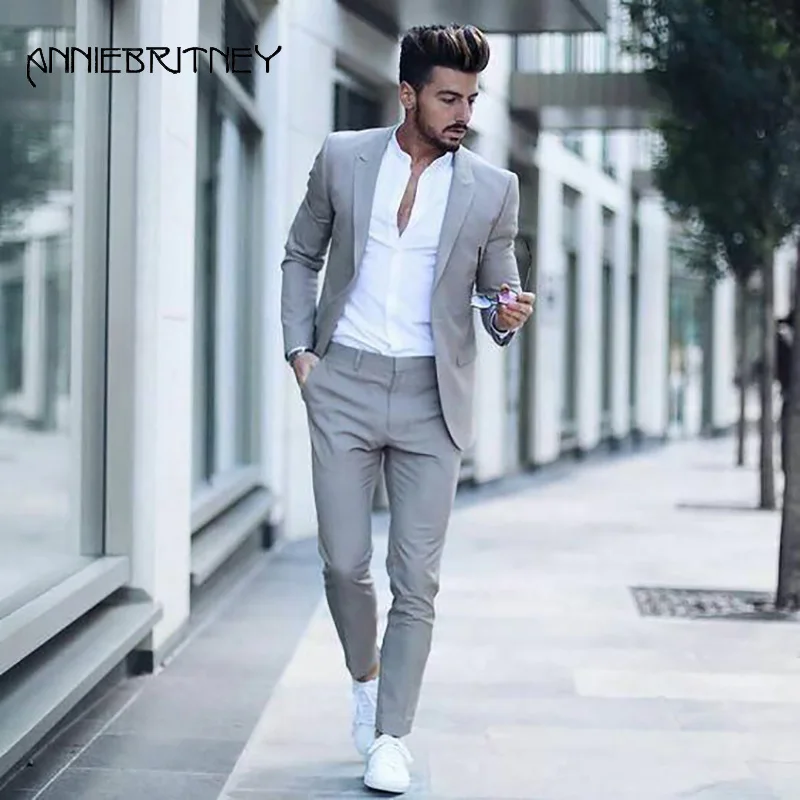 2018 Light Grey Men Suit 2 Pieces Formal Business Suits Slim Fit Groom Tuxedos Handsome Best Men Blazer Jacket+Pants Masculino
2018 Light Grey Men Suit 2 Pieces Formal Business Suits Slim Fit Groom Tuxedos Handsome Best Men Blazer Jacket+Pants Masculino