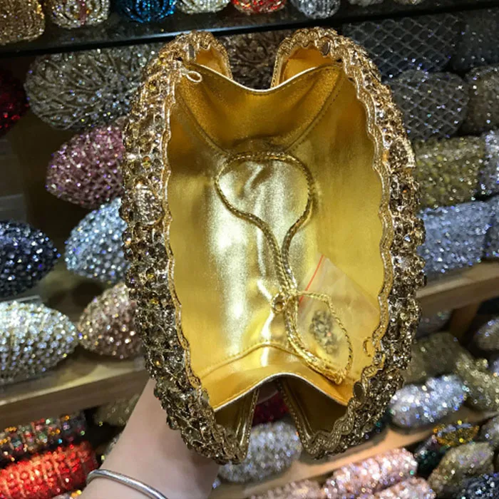 Hollow Out red/pink/black/gold/silver/champagne crystal diamond clutch purse evening dress Wedding day Clutches Minaudiere bags
Hollow Out red/pink/black/gold/silver/champagne crystal diamond clutch purse evening dress Wedding day Clutches Minaudiere bags