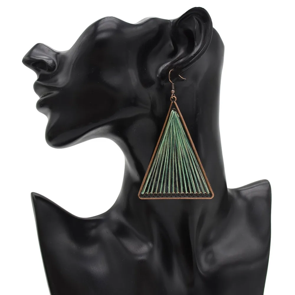 4 Colors Turkish Creative Vintage Bronze Triangle Shaped Drop Earrings Hollow Out Thread Winding Dangle Earrings Fashion Jewelry
4 Colors Turkish Creative Vintage Bronze Triangle Shaped Drop Earrings Hollow Out Thread Winding Dangle Earrings Fashion Jewelry
