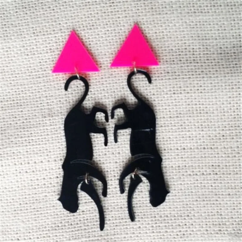 European and American popular acrylic printed leopard exaggerated big earrings jewelry nightclub boutique hip hop punk
European and American popular acrylic printed leopard exaggerated big earrings jewelry nightclub boutique hip hop punk