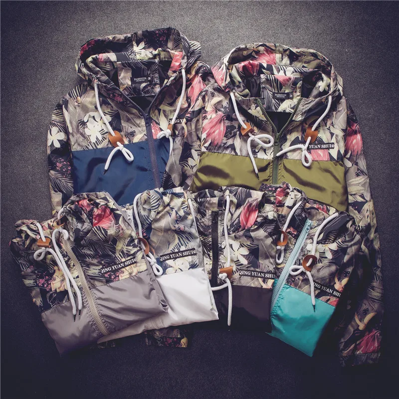 Men Bomber Jacket 2019 Men's Camouflage Military Print Hooded Jacket Skin Coat Sunscreen Waterproof Beach Casual Jackets 5XL
Men Bomber Jacket 2019 Men's Camouflage Military Print Hooded Jacket Skin Coat Sunscreen Waterproof Beach Casual Jackets 5XL