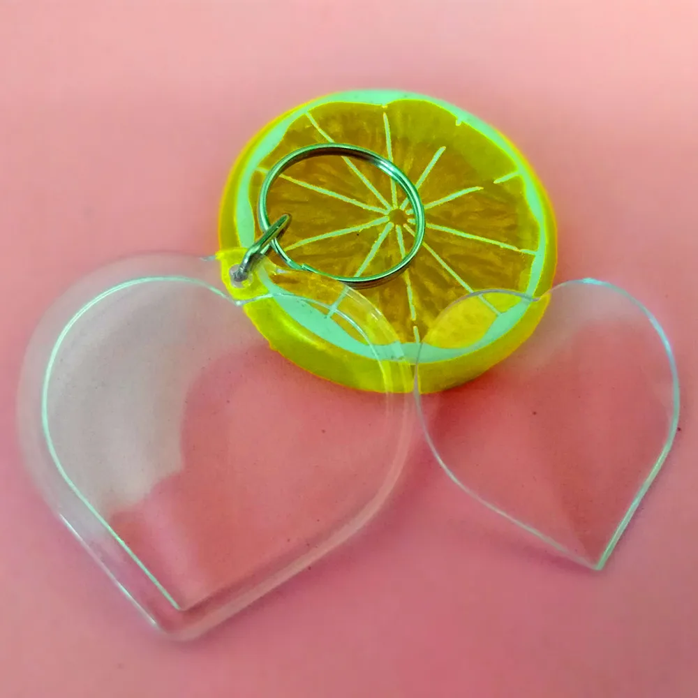 500 Pcs /lot Heart Shaped DIY Acrylic Blank Picture Frame Keychains Transparent Blank Insert Photo Keychains
500 Pcs /lot Heart Shaped DIY Acrylic Blank Picture Frame Keychains Transparent Blank Insert Photo Keychains