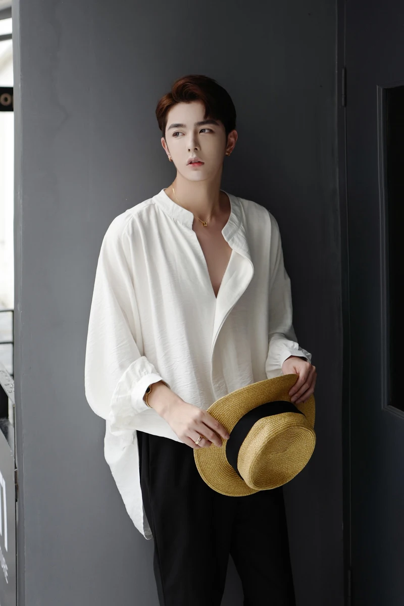 S-6XL!!Autumn the men's designer new collar loose T-shirt oversize white T-shirt long sleeve
S-6XL!!Autumn the men's designer new collar loose T-shirt oversize white T-shirt long sleeve